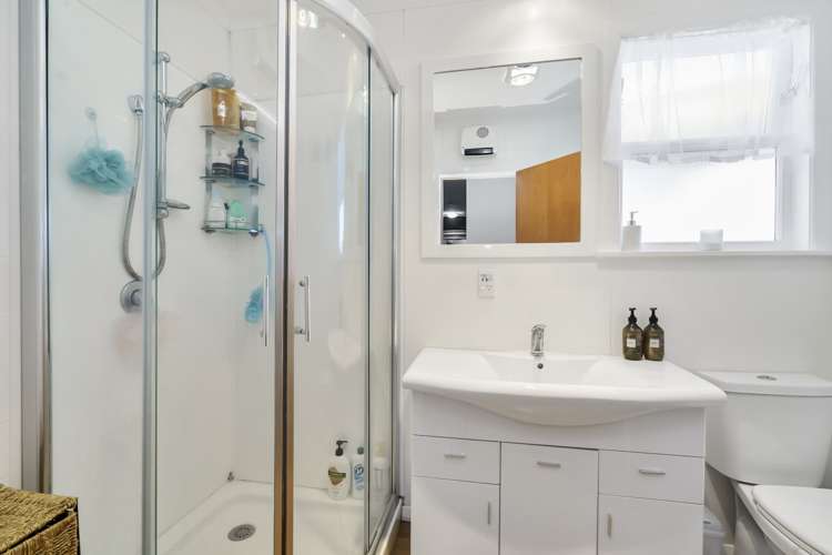 51 Parenga Street 10629_13