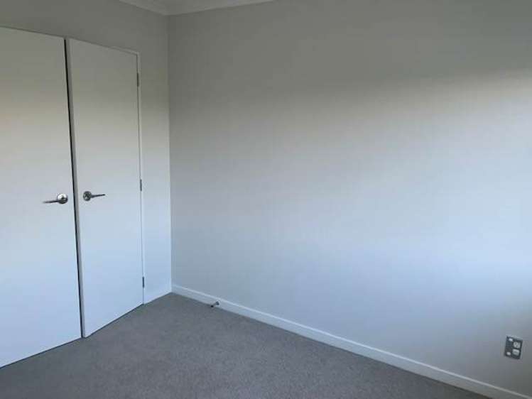 52 Butler Stoney Crescent Silverdale_16