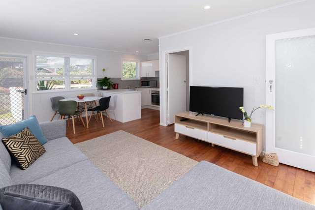 2/14 Waterloo Road Milford_1