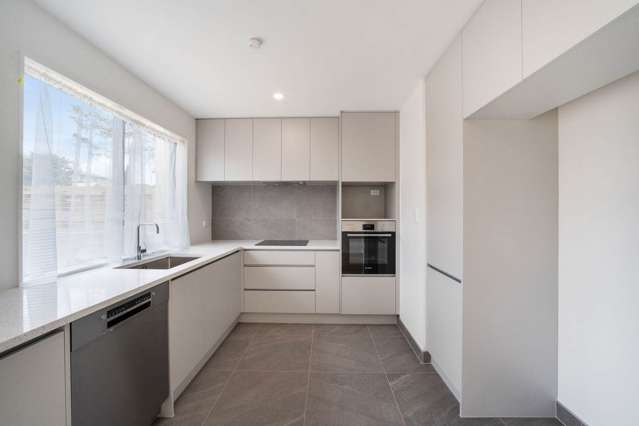 Unit B/6 Waitaki Street Henderson_3