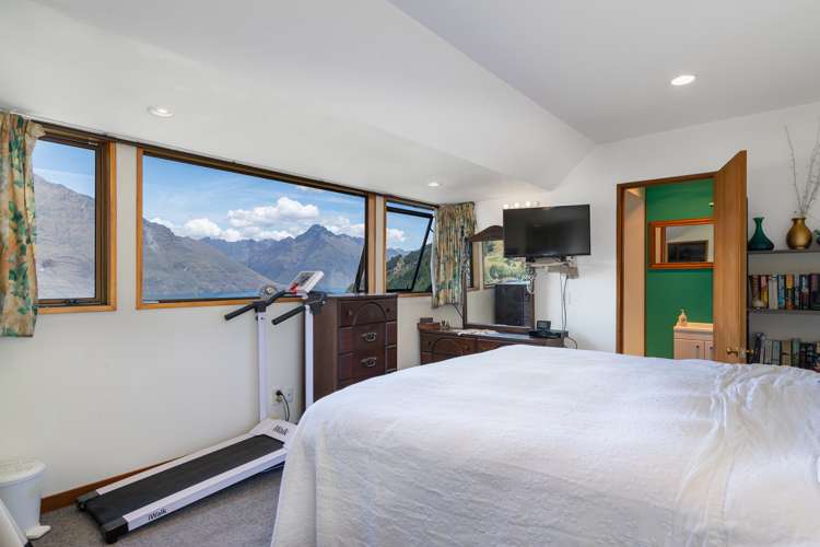 20 Dart Place Fernhill/Sunshine Bay_11