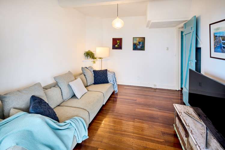 336 The Esplanade Island Bay_7