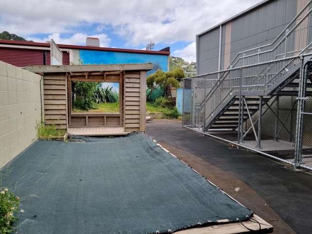 Whole rear building, 238 Thorndon Quay Thorndon_3