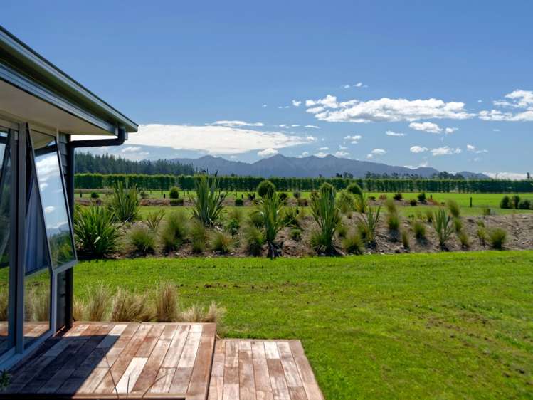 34 Whitcombe Place Darfield_11