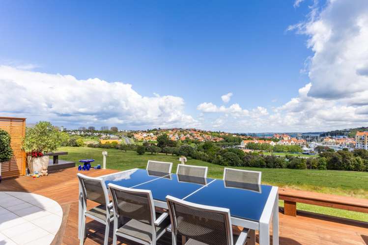 268 Alec Craig Way Gulf Harbour_29