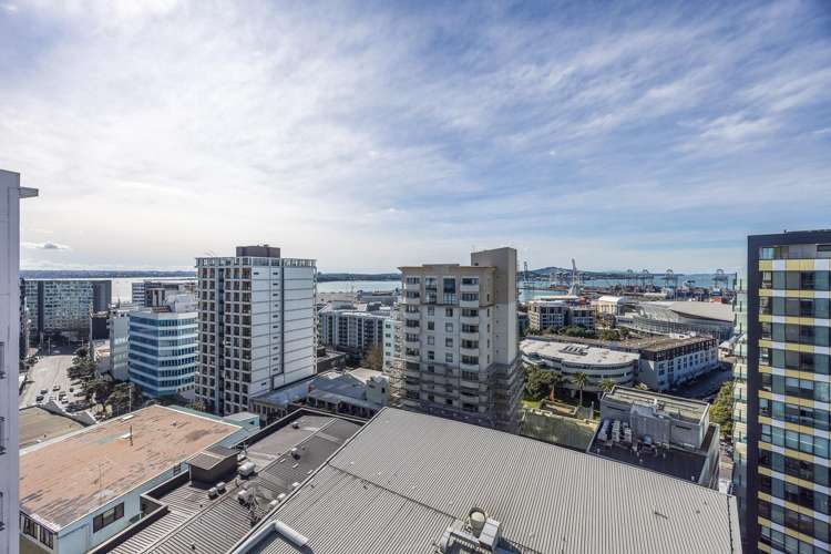 9F/50 Eden Crescent Auckland Central_13