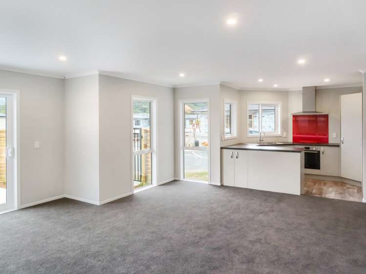 6 Ron Fawcett Way 10629_6