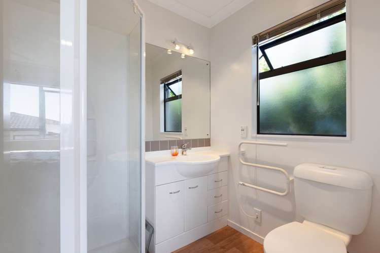 22a Seaview Road Otumoetai_11