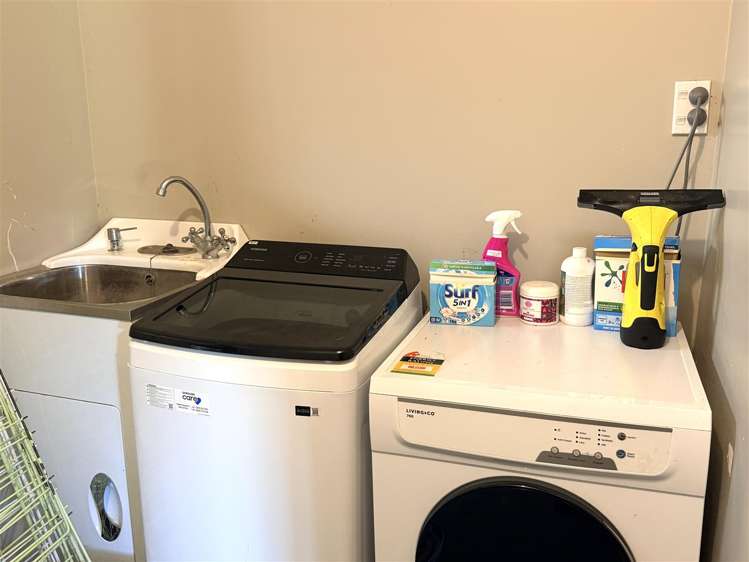 184 Golf Links Road Kaiata_25