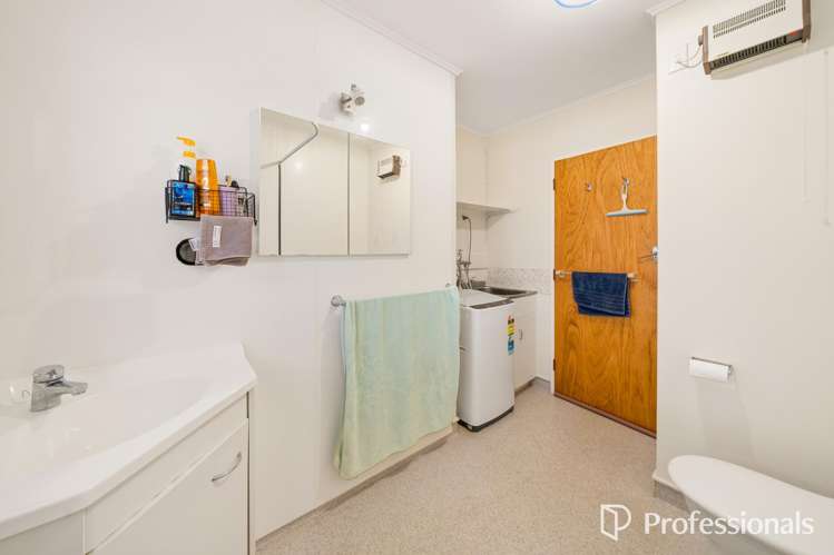 7A Lincoln Grove Wainuiomata_15