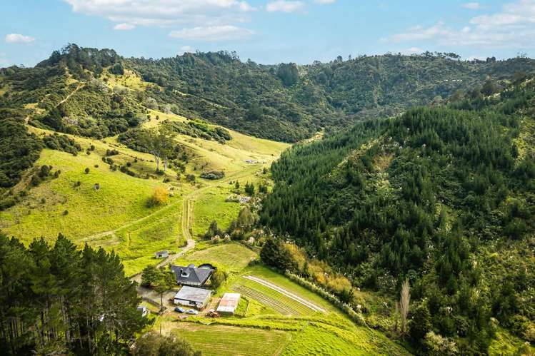 21 Noakes Hill Road Puhoi_42