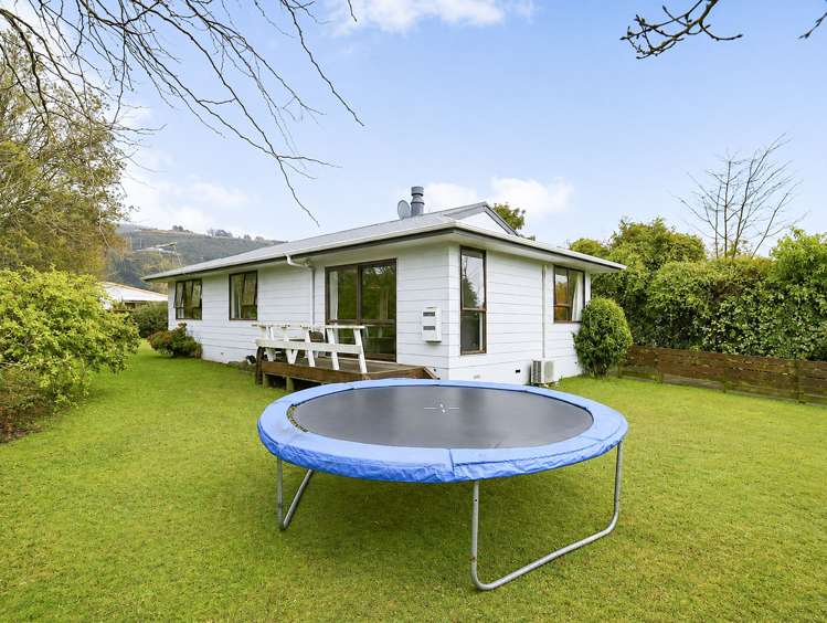 6 Luke Place Fairy Springs_1