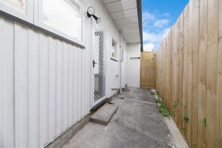 2/7 James Road Manurewa_10