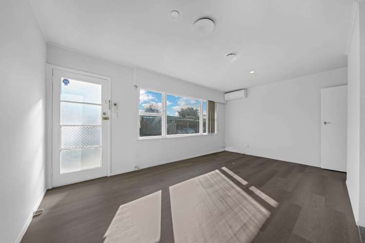 2/8 Winspear Place_3