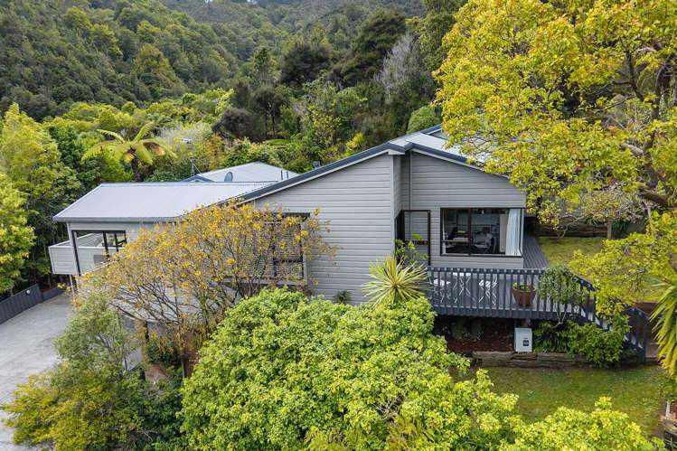 2/103 Horoeka Street_2