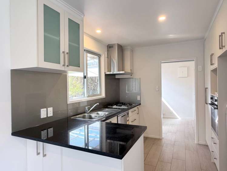 1/25 Regency Place Sunnynook_7