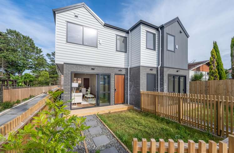 2/140 Edgewater Drive Pakuranga_12