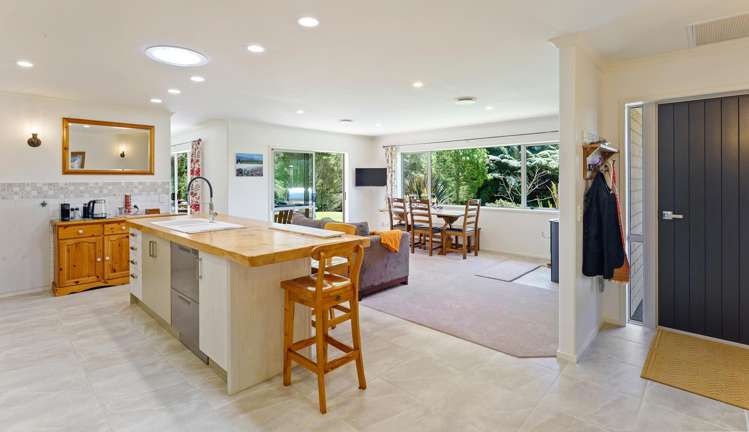 48 Eucalyptus Way Paraparaumu_5