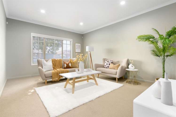 69 Wiltshire Drive Huntington_15