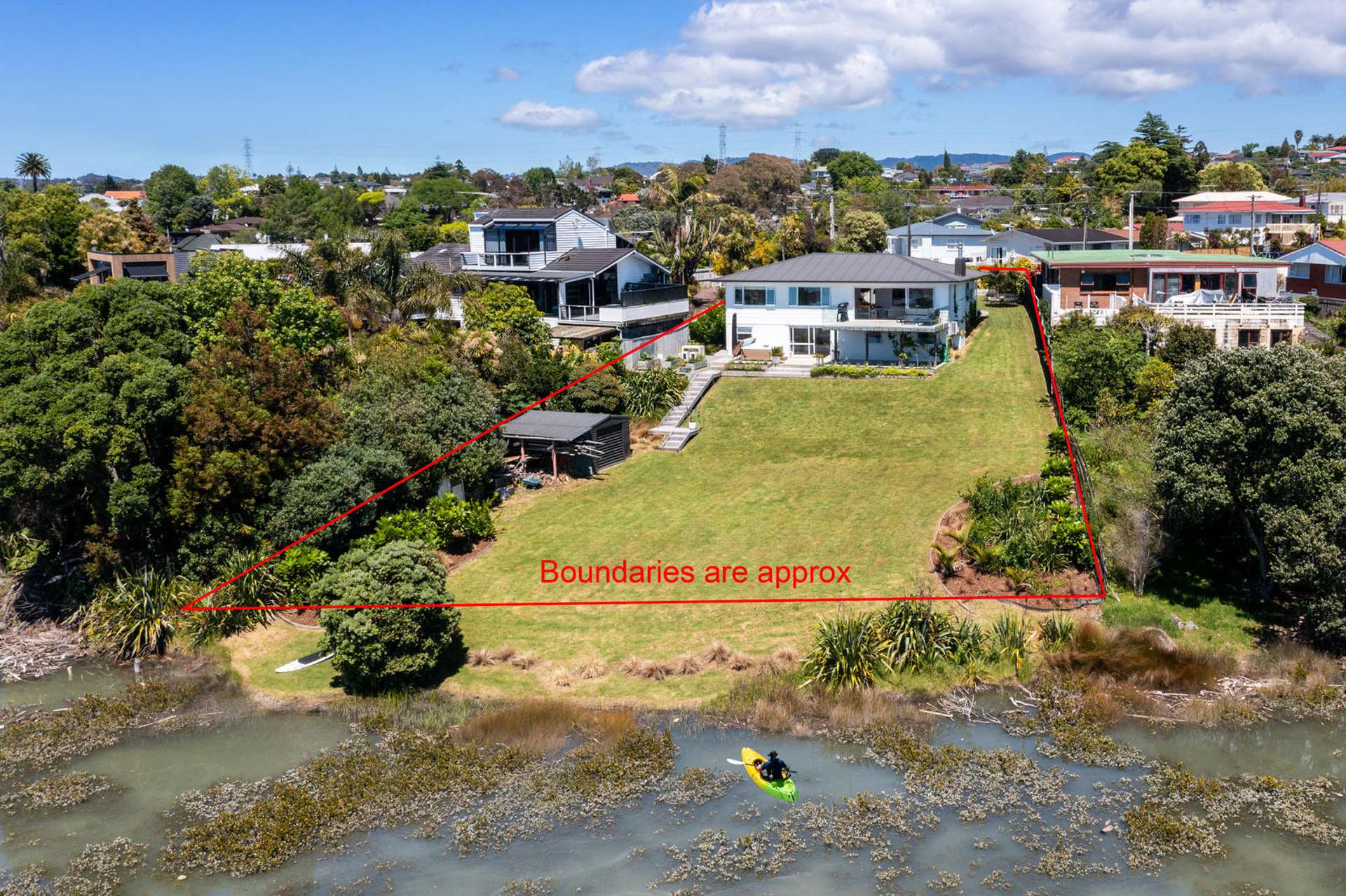 106 Tiroroa Avenue Te Atatu South_0