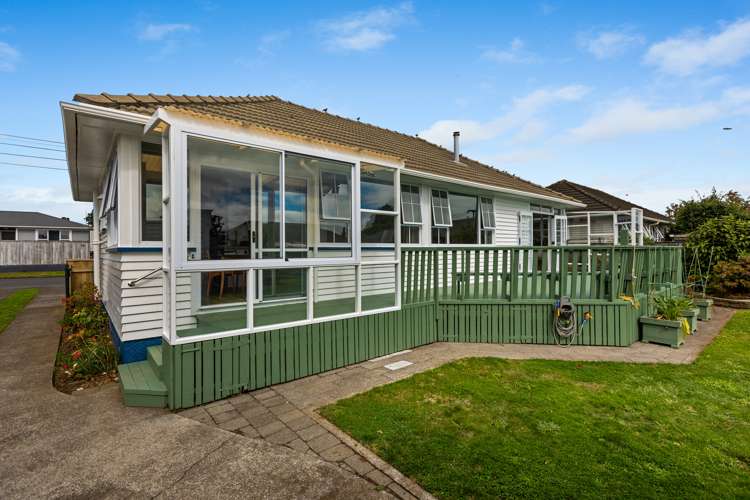 11 Karaka Street Merrilands_15