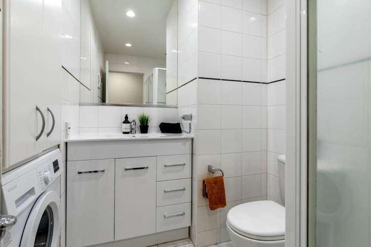 3D/105 Anzac Avenue City Centre_12