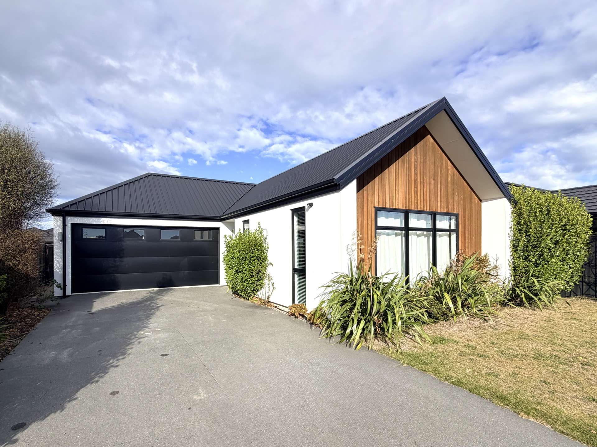 12 Northmoor Boulevard Rolleston_0