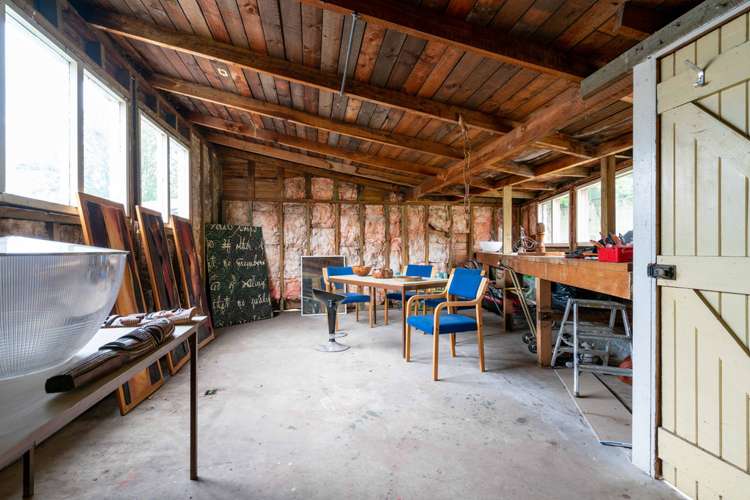 7 Easther Crescent Kew_17