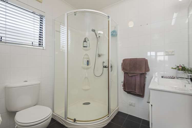 8 La Lena Grove Fitzherbert_12