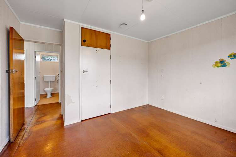 21 Acourt Street Hawera_14