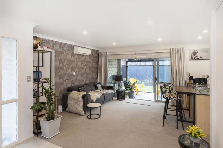 2/335 Main South Road Hornby_6