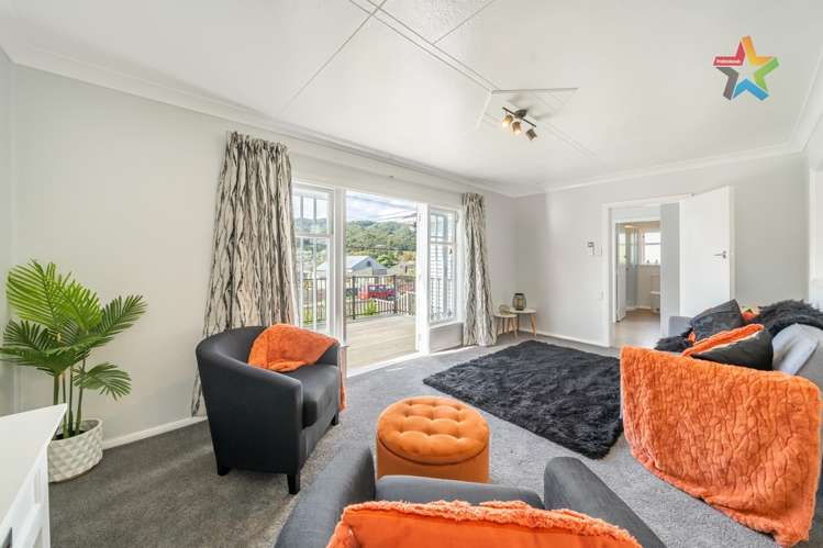 28 Main Road Wainuiomata_8