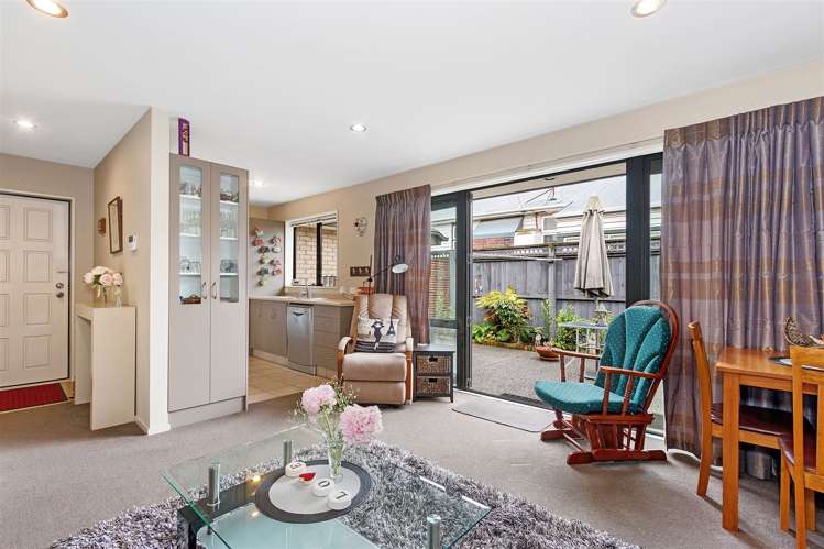 2/19 Tower Street Hornby_5