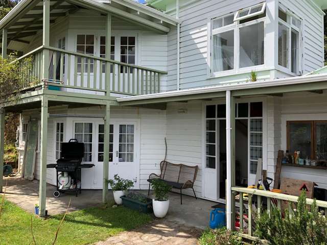 34 Waitohu Road York Bay_1