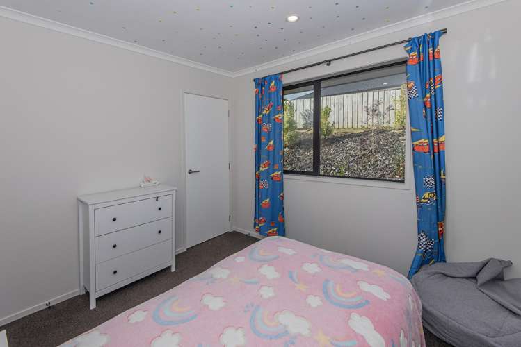2 Suncrest Lane Port Whangarei_12