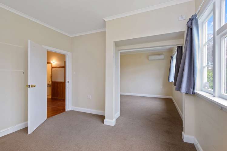 7 Aorangi Road Bryndwr_12