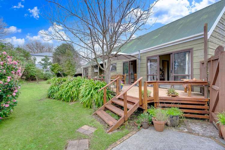 2 Marlowe Drive Leamington_15