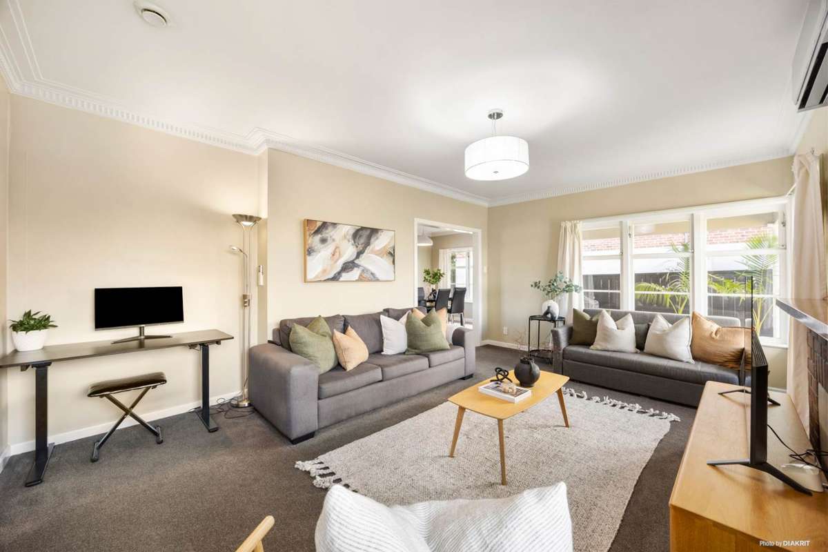 80-80A Queenstown Road_1