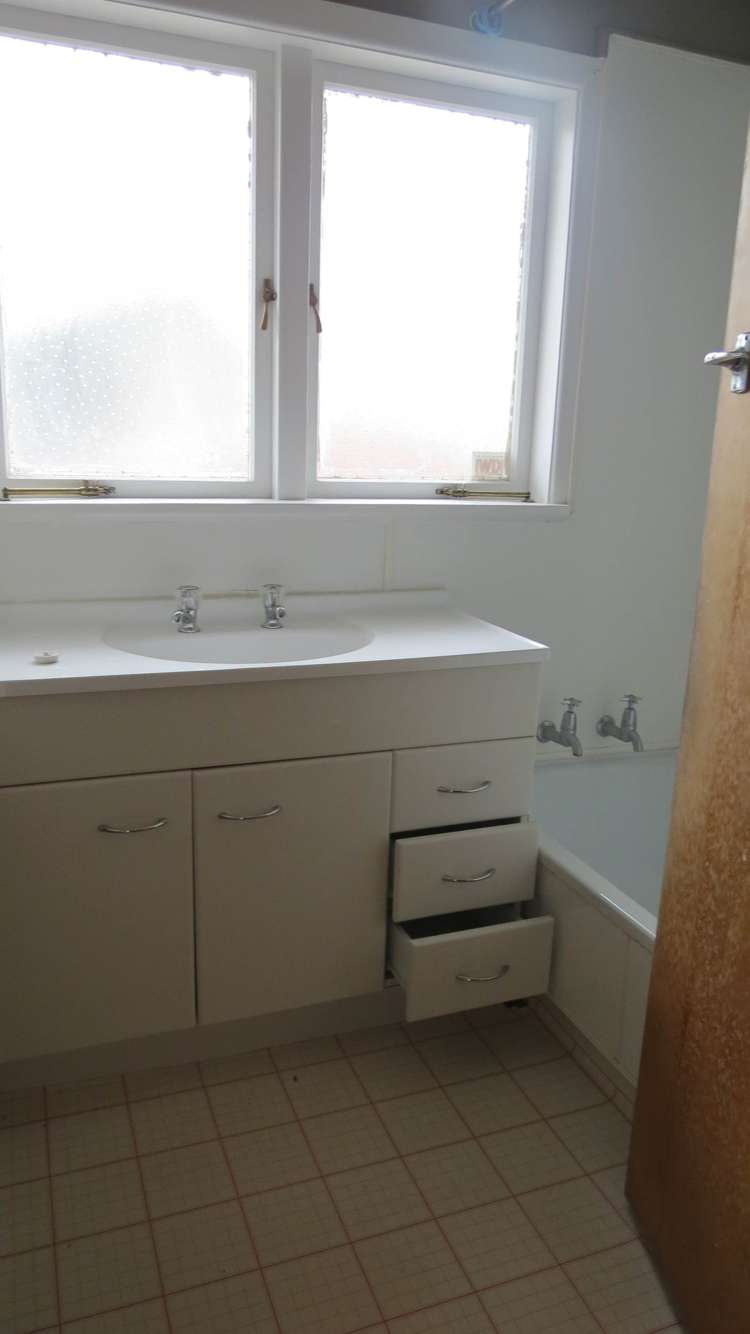 30 Edmund Hillary Avenue Papakura_14