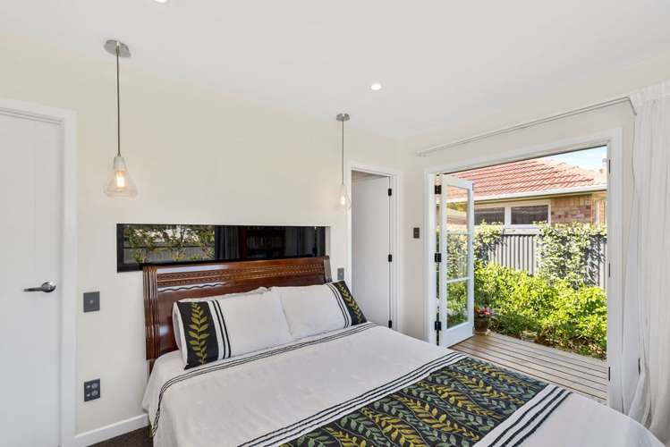 115 Henderson Valley Road Henderson_2