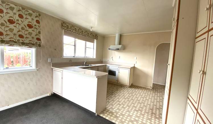 19 Bexhill Crescent Redwoodtown_1