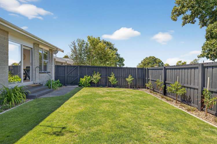 2/21 Cob Crescent Woolston_19