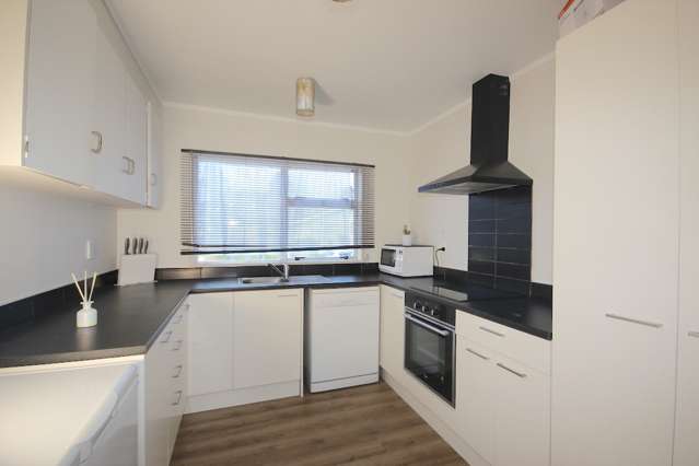 4b George Clay Place Huntly_1