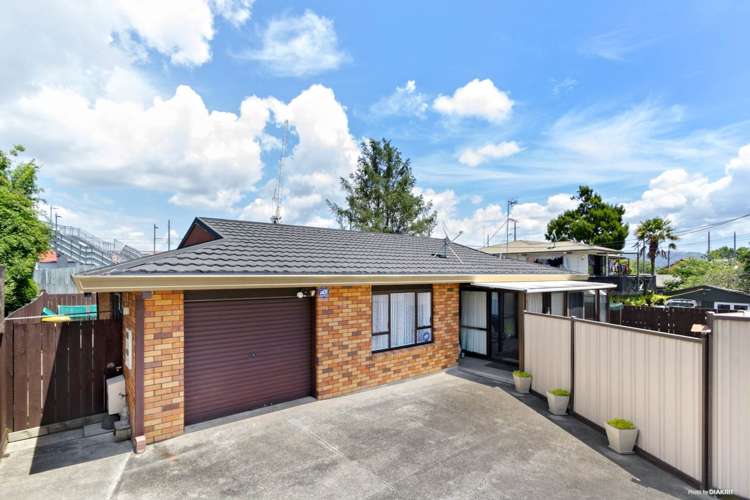 2/9 Clayburn Road Glen Eden_15