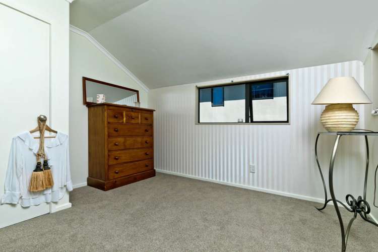 2/31 Orwell Road Greenhithe_13