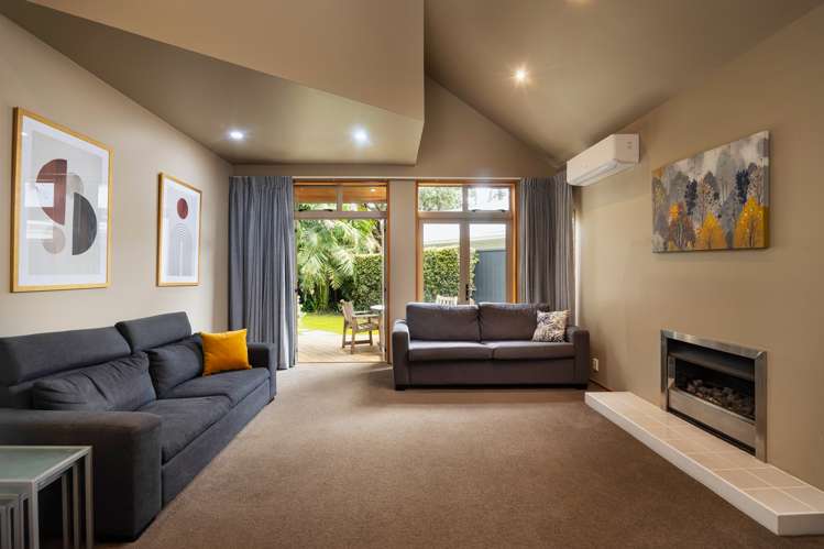 86 Kitenui Avenue Mount Albert_16