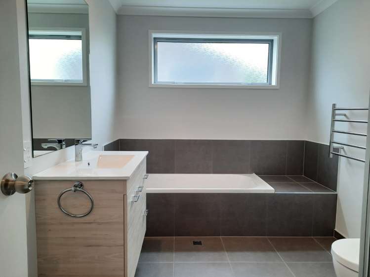 2/1 Acorn St 1662_15