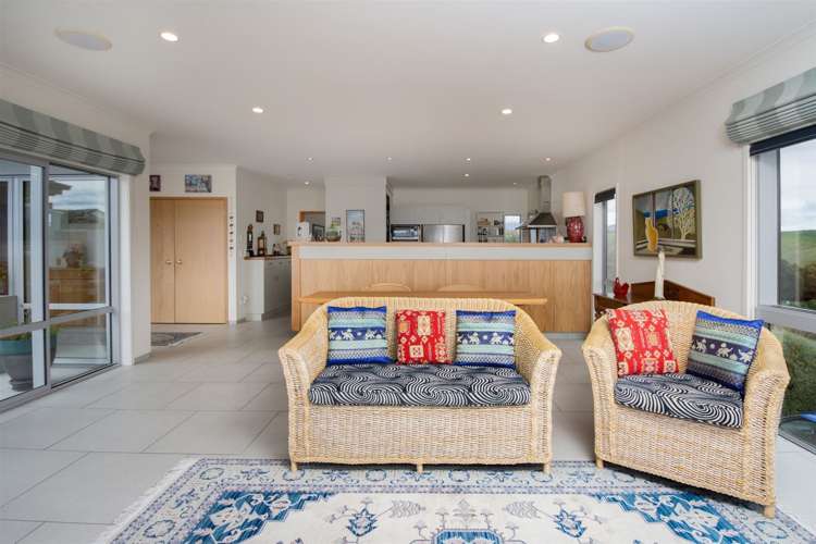 19 Lake View Place Fairhall_6