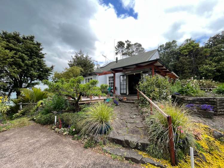 144 Takahe Road Titirangi_22