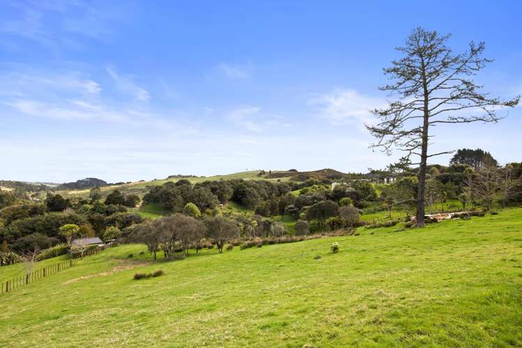 151 Chamberlain Road Bombay_24